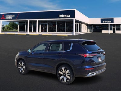 2026 Mitsubishi Outlander SE