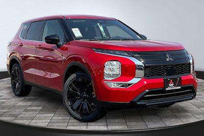 2026 Mitsubishi Outlander LE