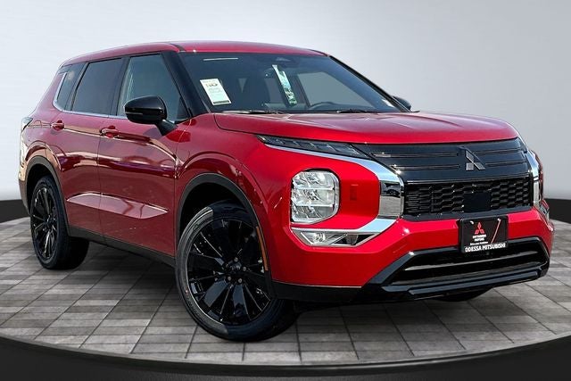 2026 Mitsubishi Outlander LE