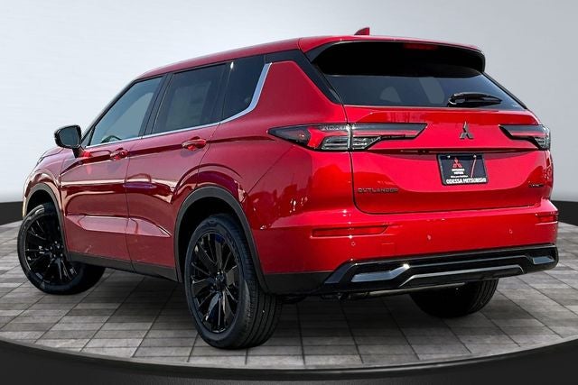 2026 Mitsubishi Outlander LE