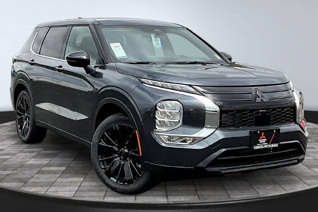 2026 Mitsubishi Outlander LE