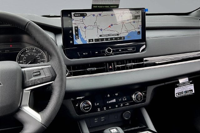 2026 Mitsubishi Outlander LE