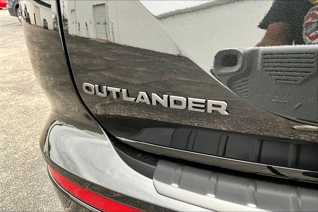 2026 Mitsubishi Outlander Black Edition