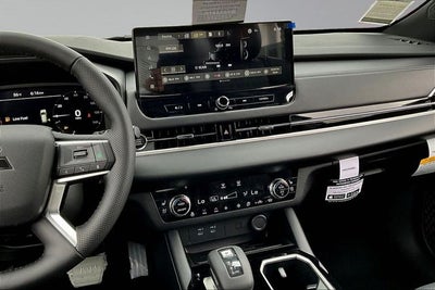2026 Mitsubishi Outlander Black Edition
