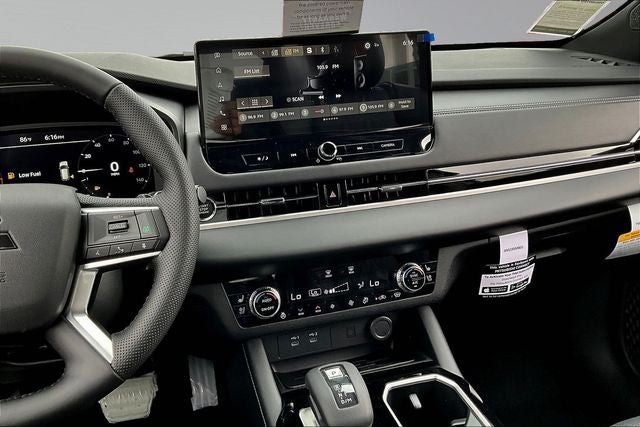 2026 Mitsubishi Outlander Black Edition