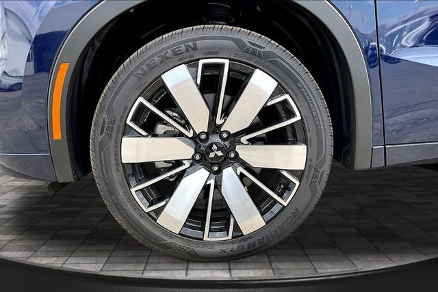 2026 Mitsubishi Outlander SEL