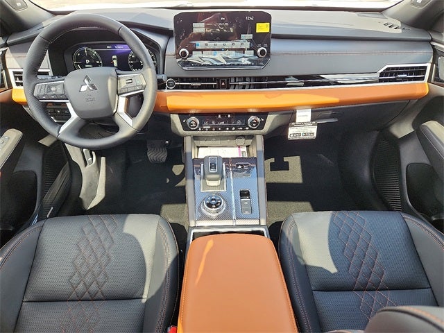 2025 Mitsubishi Outlander PHEV SEL