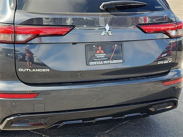 2025 Mitsubishi Outlander PHEV SEL Black Edition