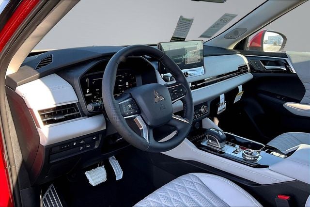 2026 Mitsubishi Outlander PHEV SEL