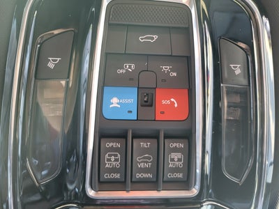 2023 Jeep Grand Cherokee Summit