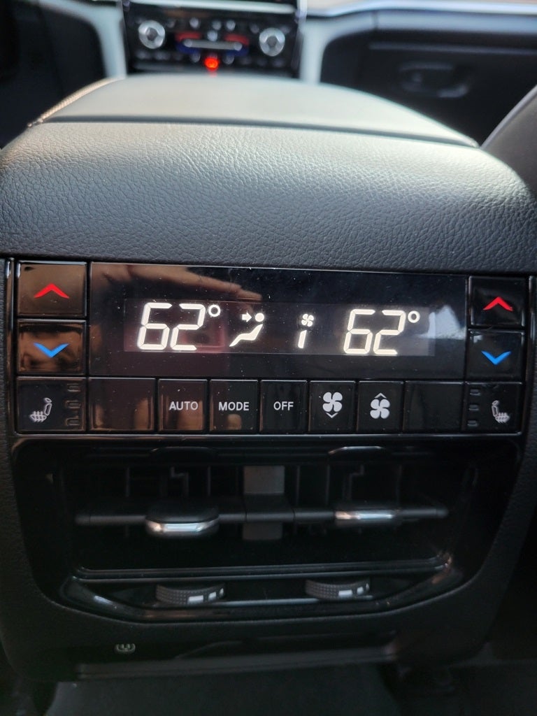 2023 Jeep Grand Cherokee Summit