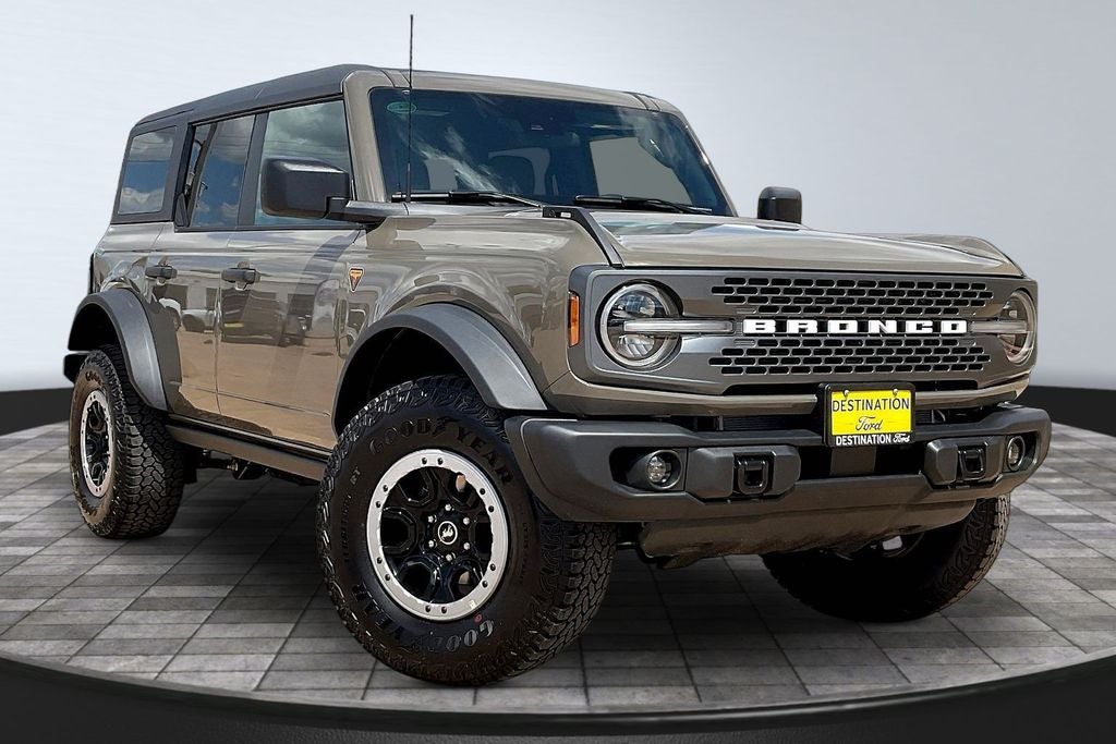 2026 Ford Bronco Badlands