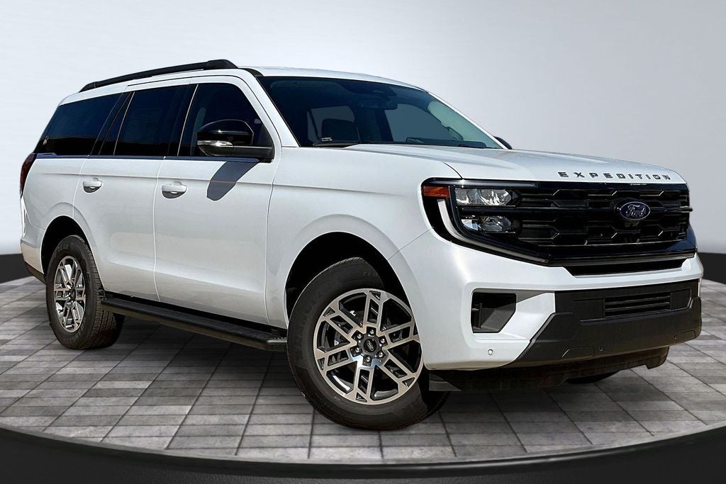 2026 Ford Expedition Active