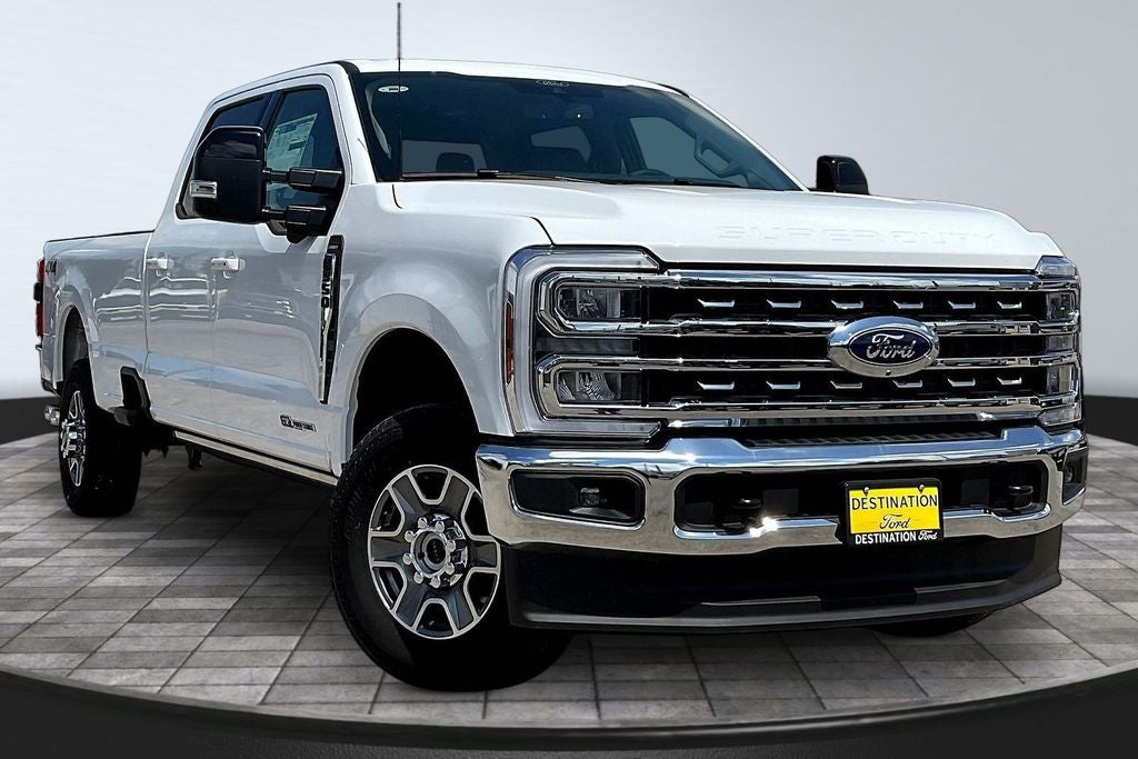 2026 Ford F-350SD Lariat