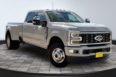 2026 Ford F-350SD Platinum DRW