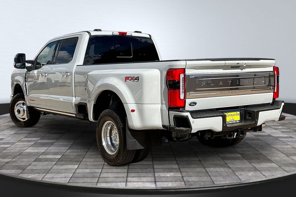 2026 Ford F-350SD Platinum DRW