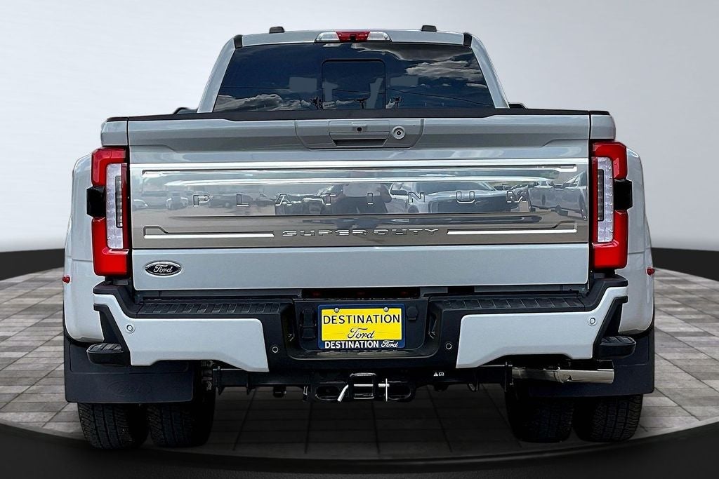 2026 Ford F-350SD Platinum DRW