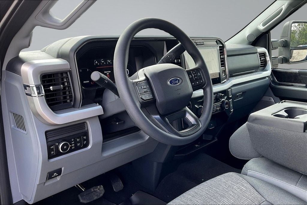 2026 Ford F-350SD XLT DRW