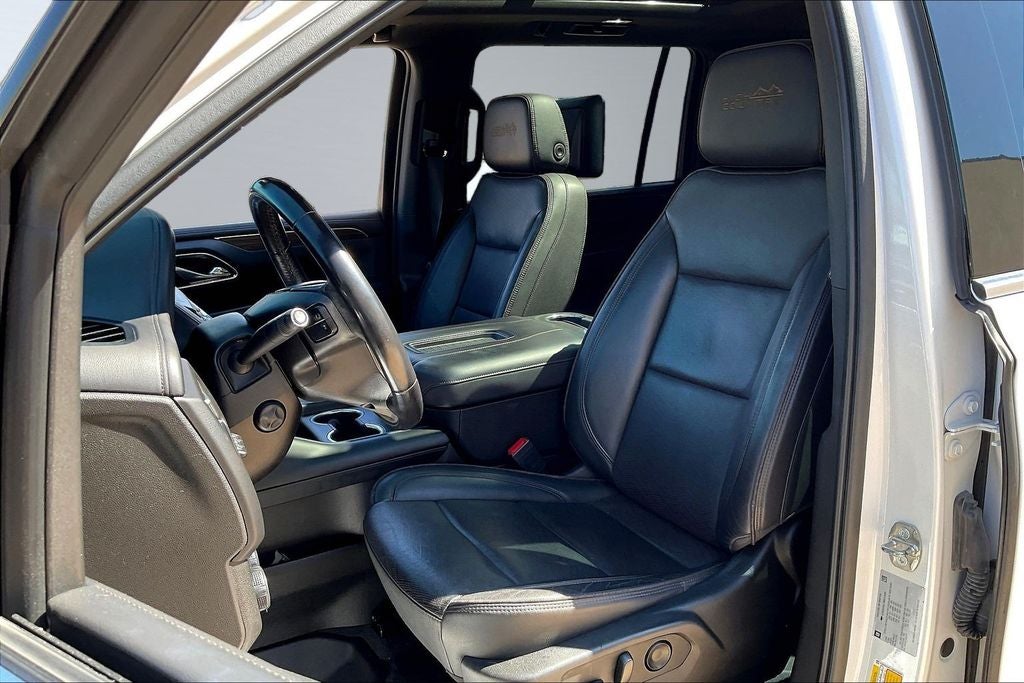 2021 Chevrolet Suburban High Country