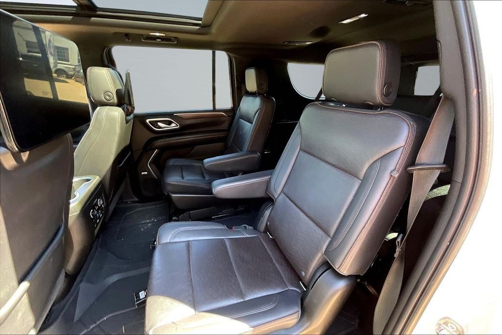 2021 Chevrolet Suburban High Country