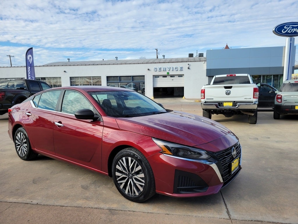 2024 Nissan Altima 2.5 SV