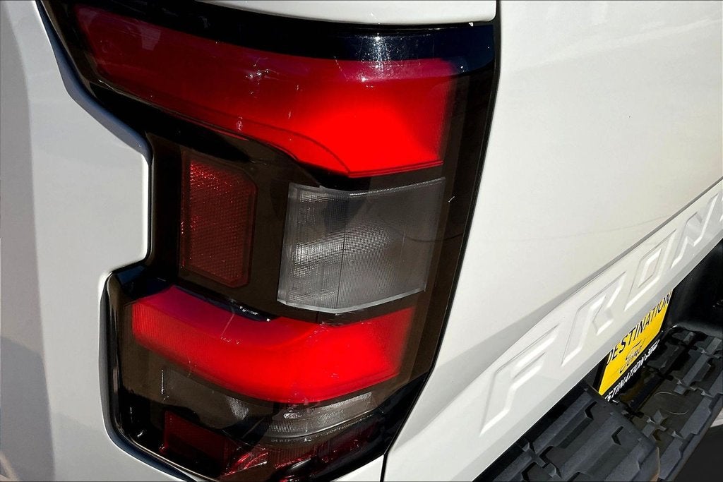 2022 Nissan Frontier S