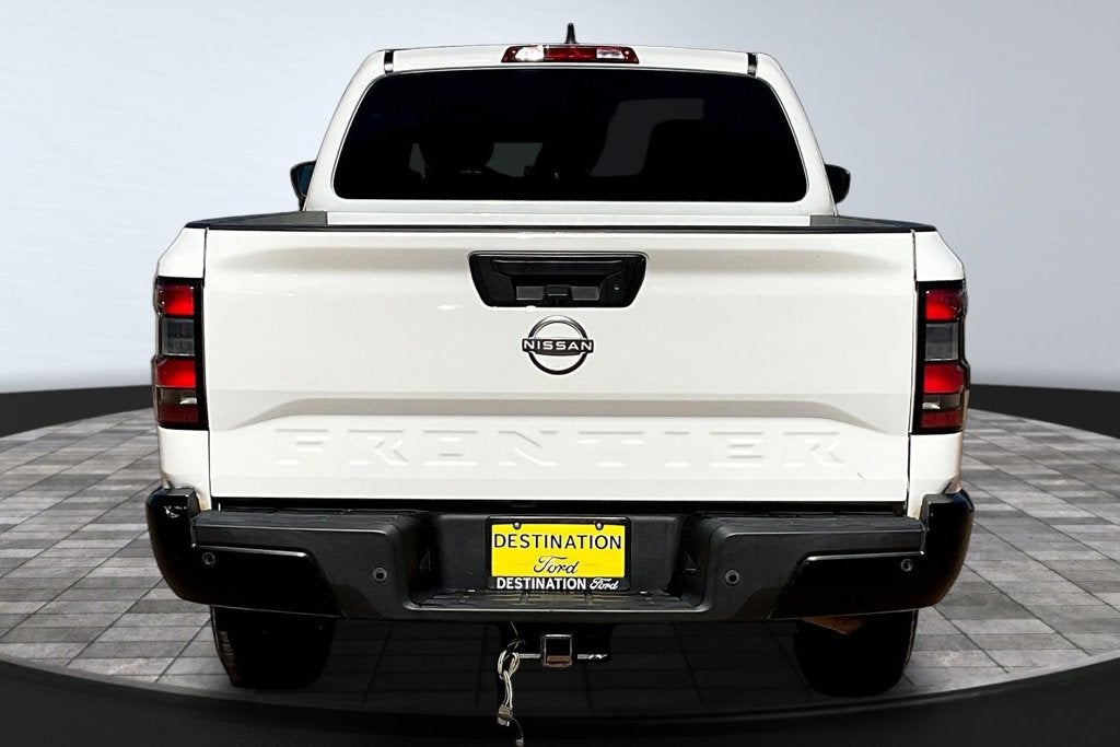 2022 Nissan Frontier S