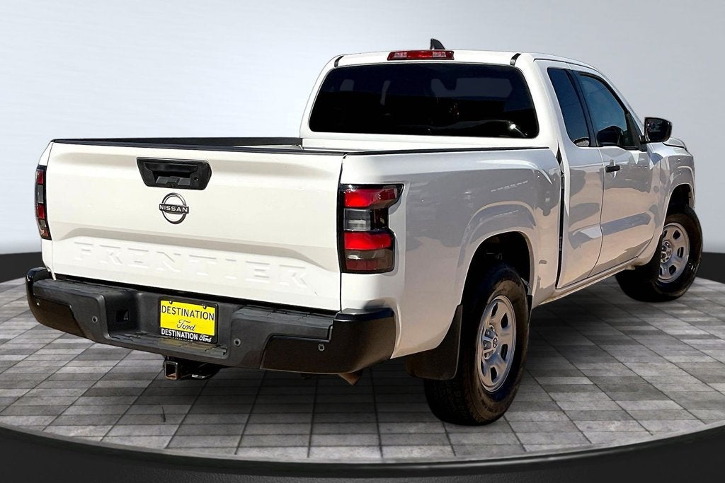 2022 Nissan Frontier S