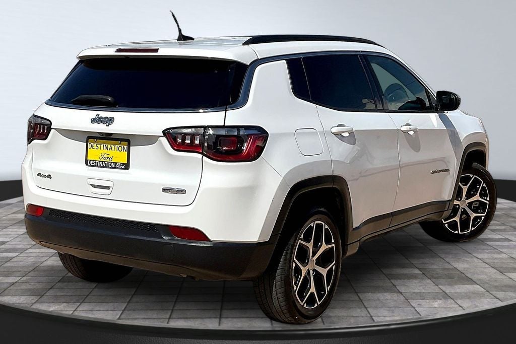 2024 Jeep Compass Latitude