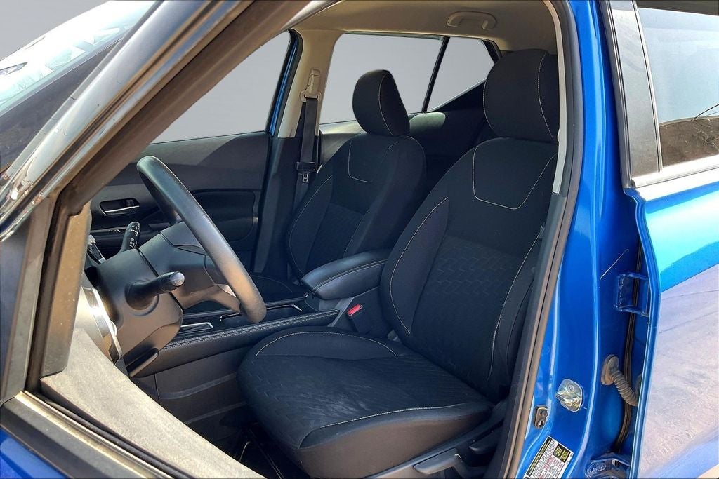 2022 Nissan Kicks SV