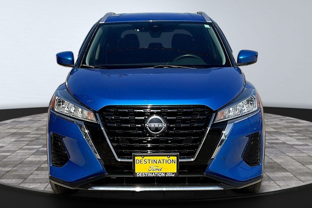 2022 Nissan Kicks SV