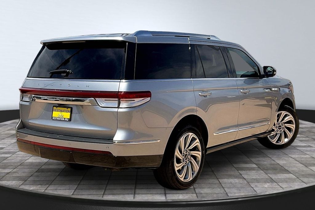2023 Lincoln Navigator Reserve