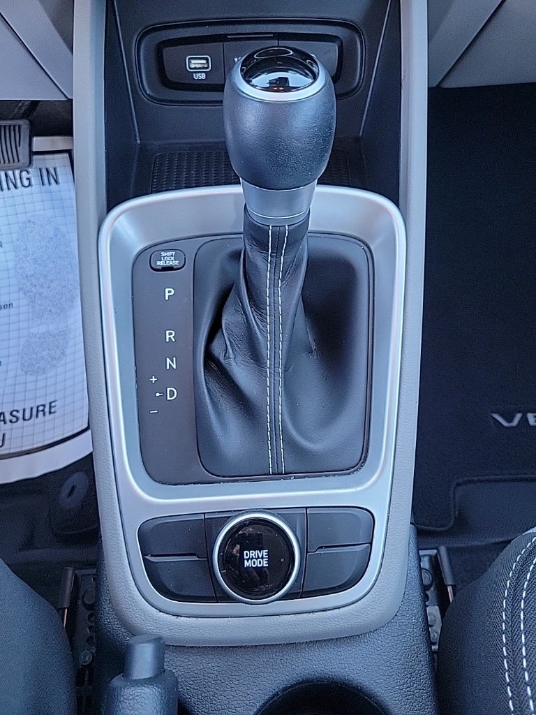 2023 Hyundai Venue SEL