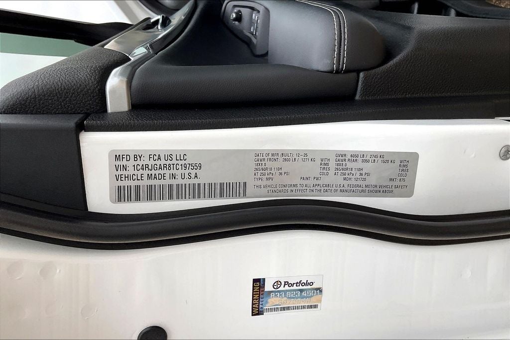 2026 Jeep Grand Cherokee Laredo