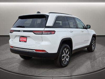 2027 Jeep Grand Cherokee Laredo X