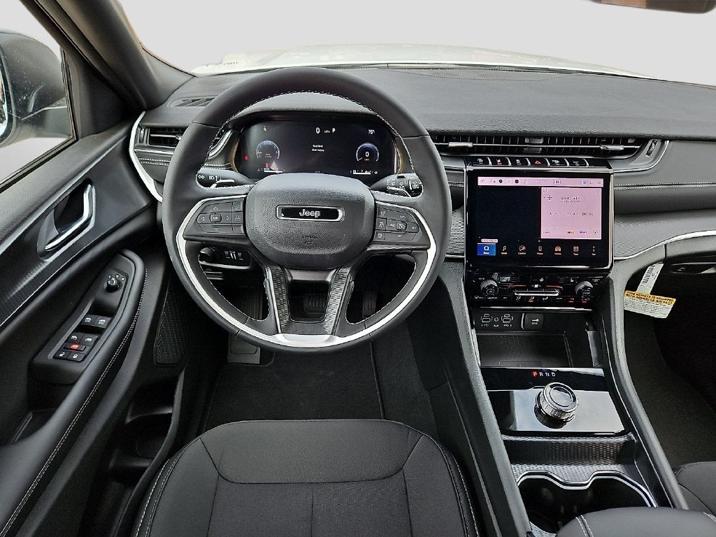 2027 Jeep Grand Cherokee Laredo X