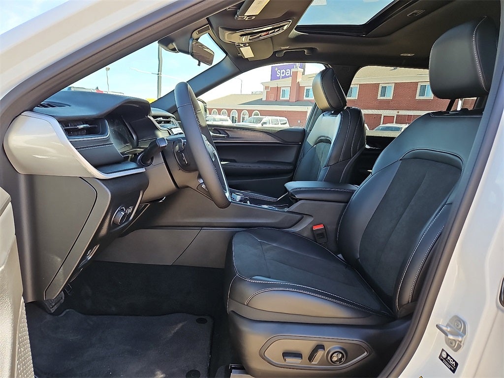 2025 Jeep Grand Cherokee L Altitude X