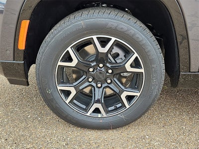 2025 Jeep Wagoneer Base