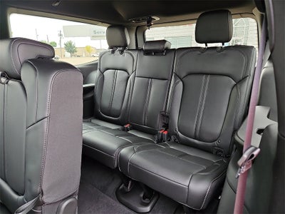 2025 Jeep Wagoneer Base