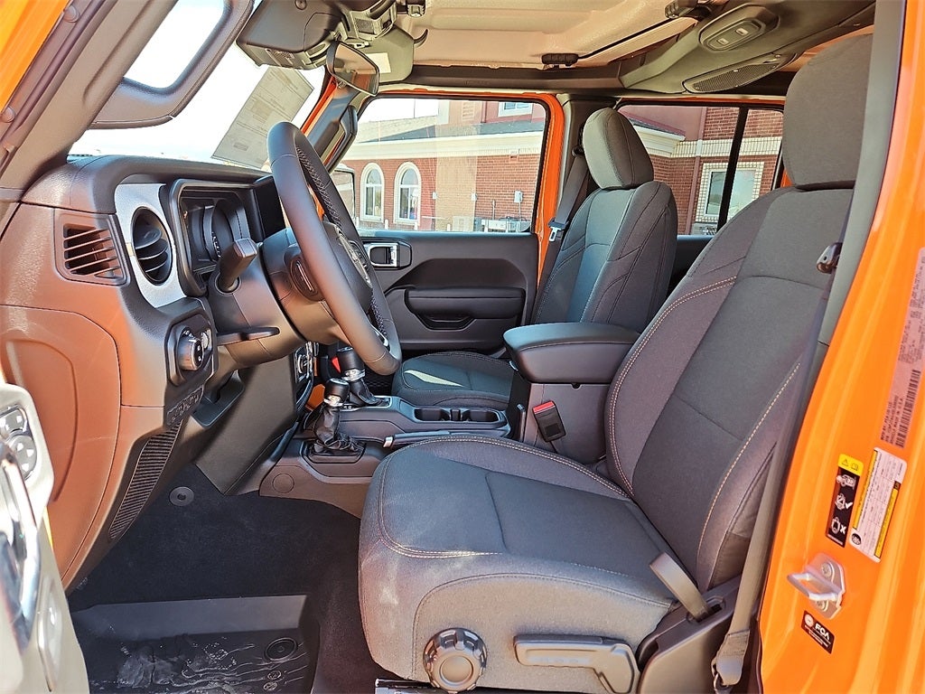 2025 Jeep Gladiator Sport S