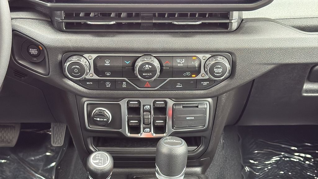 2025 Jeep Gladiator Sport S