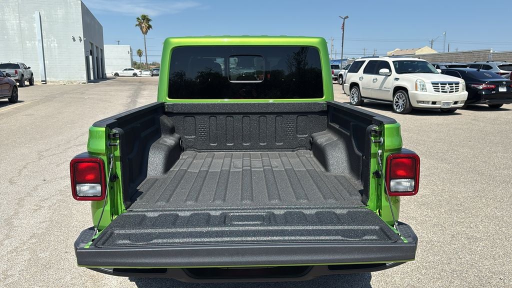 2025 Jeep Gladiator High Tide