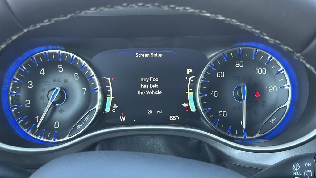 2026 Chrysler Pacifica Select