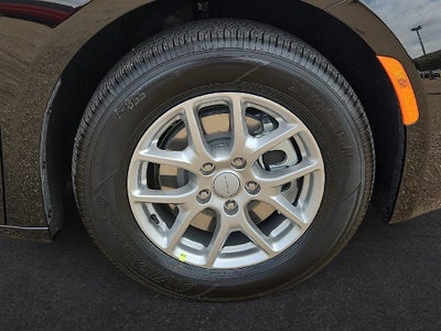 2027 Chrysler Pacifica LX