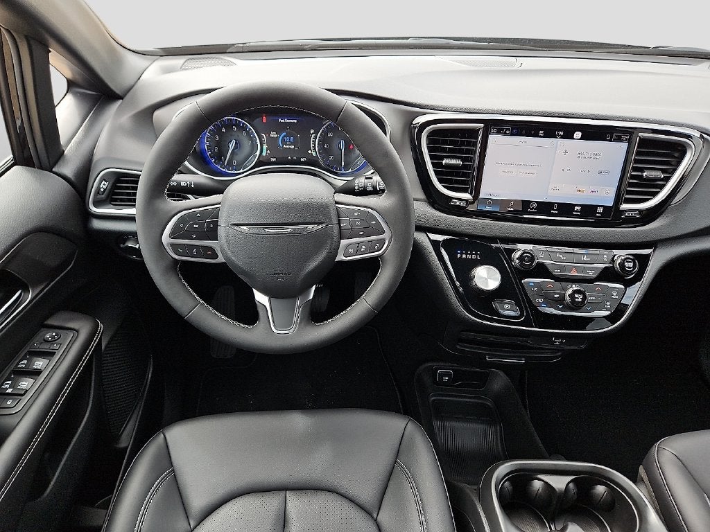 2027 Chrysler Pacifica LX