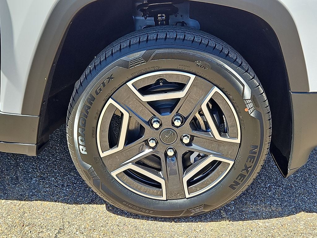 2026 Jeep Cherokee Laredo Hybrid