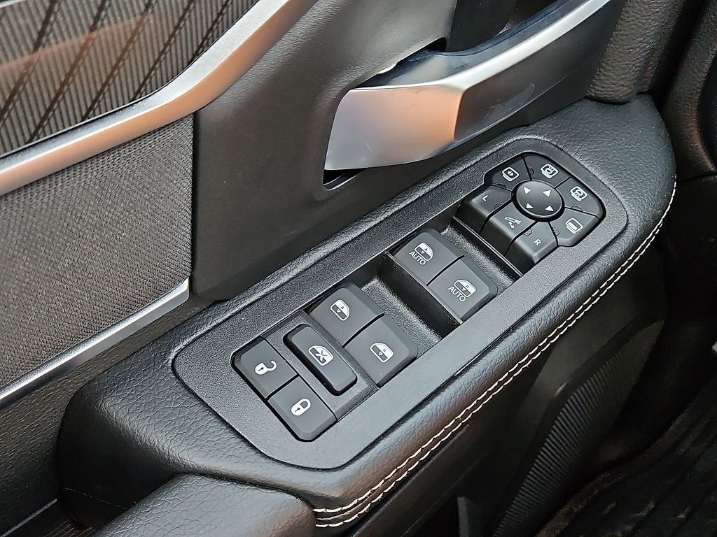 2027 RAM 2500 Big Horn