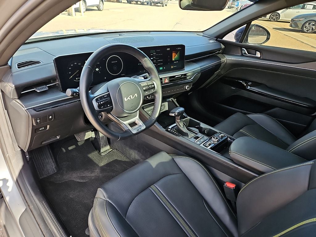 2025 Kia K5 GT