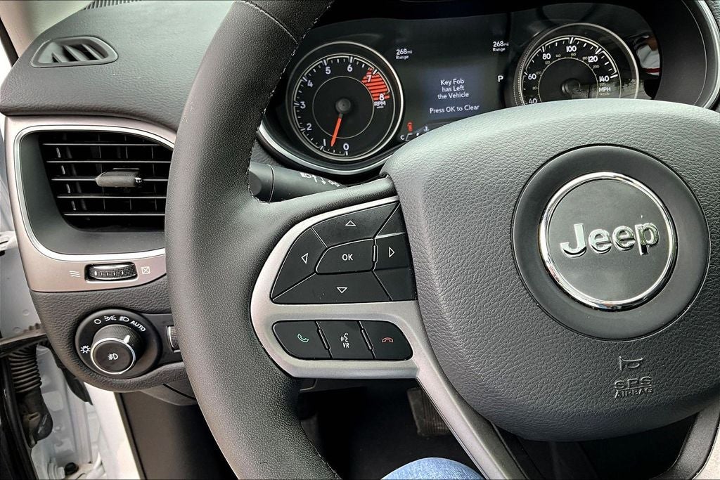 2022 Jeep Cherokee Latitude Lux