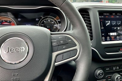 2022 Jeep Cherokee Latitude Lux